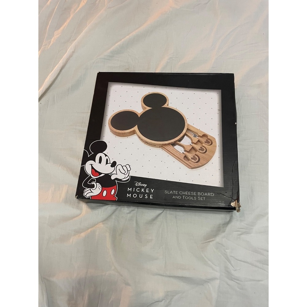 Disney Mickey Mouse Head Shaped Cheese Board With 3 Knife Set